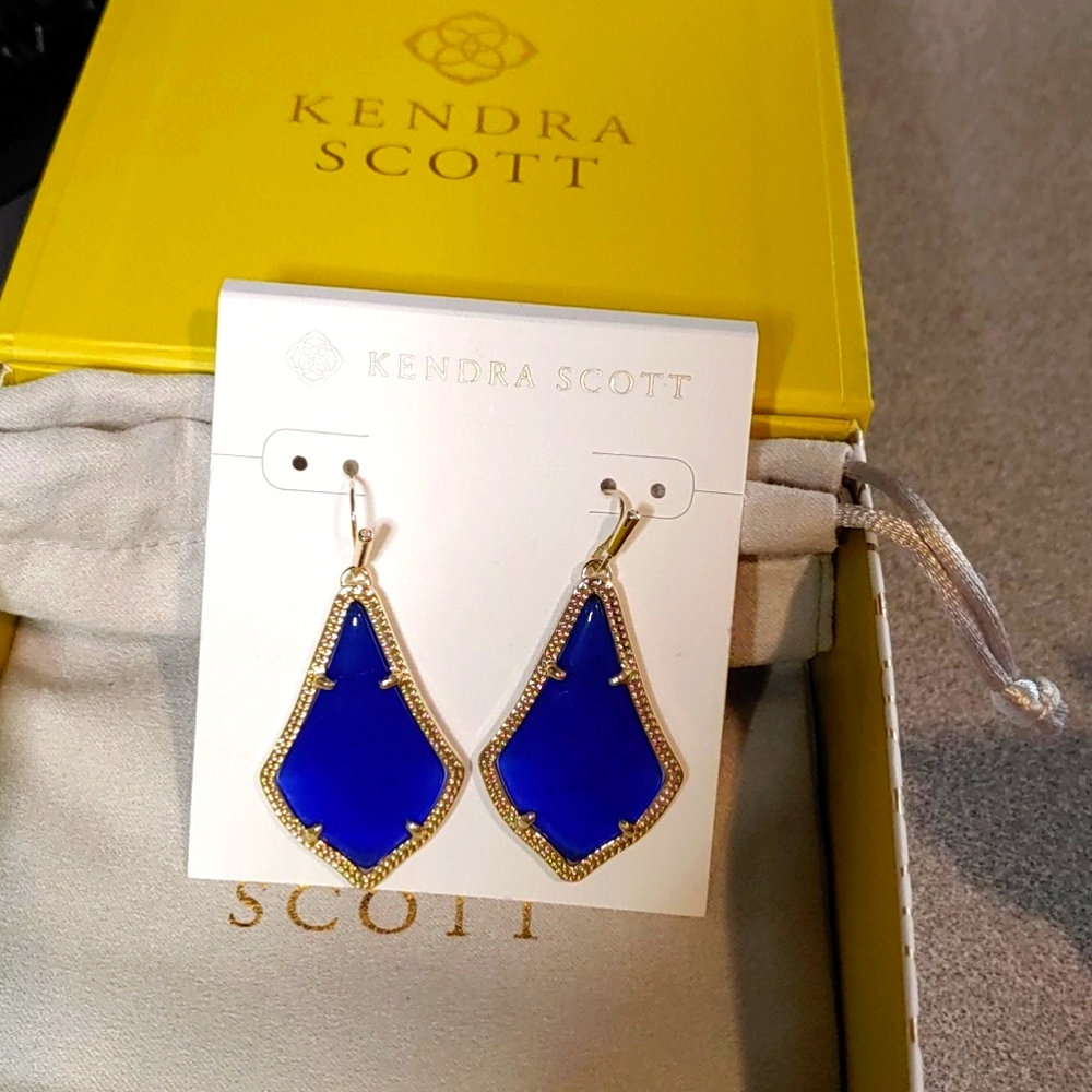Kendra Scott Alex earrings. New-Never worn!